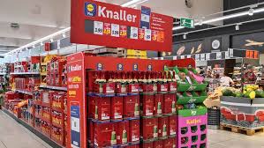 Zweimal in der woche bietet lidl attraktive und erschwingliche aktionsartikel.… Kunden Wlan Inklusive Wie Lidl Seinen Neuen Rabattirrgarten Lidl Plus In Die Filialen Integriert Supermarktblog