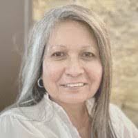 Lisa Wheadon's Instagram, Twitter & Facebook