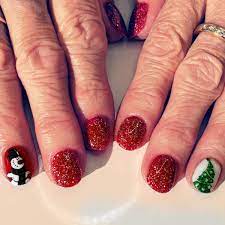 They are reviewed yearly to ensure that the range evolves with fashion and the most. Bellanailbar On Twitter Holiday Nails Done By Alex Using Dip Powder Opi Big Apple Red And D427