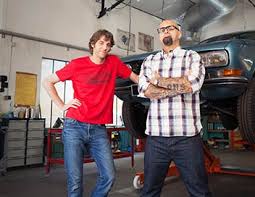 12 numéros d'une heure seront diffusés, soit deux épisodes de plus que la saison 1. Wheeler Dealers France S02e02 Range Rover Topreplay
