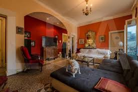 Shopping & retail in montpellier, france. Appartement 6 Pieces 123 M A Vendre Montpellier 34000 420 000 Logic Immo