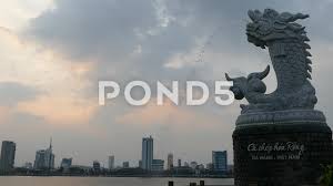 Nguồn gốc, xuất xứ của cá chép koi nhật bản. Ca Chep Hoa Rong Fountain Statue In Da N Stock Video Pond5