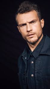 @chevignon_ch with @fernandaliz 📸 @teograph 💄 @makisposada 👕  @gustavo.quiceno 🤘🤘