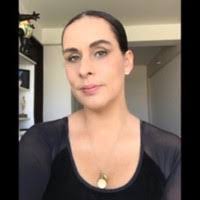 Leslie Neumann's Instagram, Twitter & Facebook