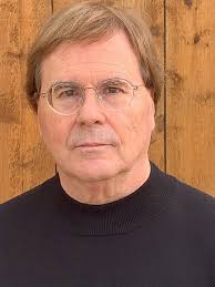 Douglas Davidson's Instagram, Twitter & Facebook