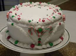 Vanilla Buttercream Christmas Cake Christmas Christmas Cake Winter Cake Buttercream Decorating