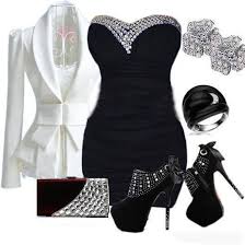 Classy Little Black Dress With Silver Accessories Fashion Lil Black Dress Classy Outfits
