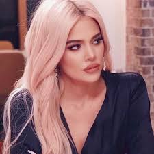 Khloe kardashian / top pics. Khloe Kardashian Is Getting Backlash For Allegedly Photoshopping A Selfie Allure