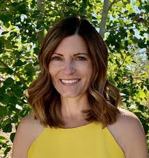 Katherine Easter's Instagram, Twitter & Facebook