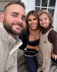 Karli Harris Pennington (@keeping.upwith.karli) • Instagram photos and  videos