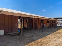You walk into the store and some one is always willing to help you. 8 Reasons Norco Is The Best Horse Town Equine Confessions
