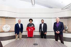 Neben der deutschen besitzt er auch die französische staatsbürgerschaft. Bayern Star Leroy Sane Mutter Regina Kommt Aus Winsen Bei Hamburg Mopo De