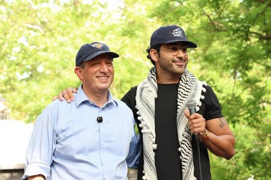 This is what Jewish & Muslim solidarity looks like. Neighbors coming  together around a vision of shared safety, dignity & peace. In NYC. In DC.  In Israel & Palestine, and across the