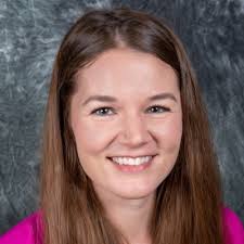 I am honored to announce that I will be externing for the Honorable Sara E.  Hill this spring! Judge Hill's remarkable legal career is truly inspiring.  I am eager to learn from