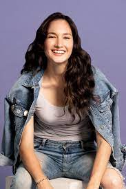 Di momen valentine ini, nadine dan dimas membagikan foto yang berbeda dari lainnya. Nadine Chandrawinata Tatler Asia