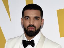 A prominent figure in popular music, drake is credited for popularizing the toronto sound. Geburtstagsparty Von Rapper Drake Zuruck In Die Vergangenheit