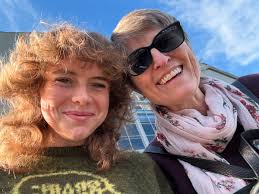 Francesca Bell (@francescabellpoet) · Instagram 照片和视频