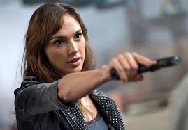 Dawn of justice, her recently released. Gal Gadot Cast As Wonder Woman In Batman Vs Superman Screeninvasion