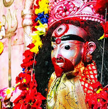 Ki shundori go tumi 🧿 Joy Tara Joy Bamakhepa 🙏❤ Love you Maa 🙏❤ . .  Follow @maatarakideewani✨ . Turn