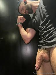 Aingeru – Hot Men Universe