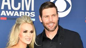 The academy of country music crowned its 2019 acm awards winners on sunday night (april 7). Acm Awards 8 Standout Moments From The Show