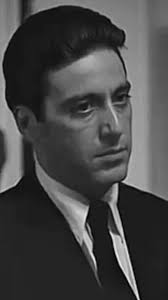 ‌ 📌 پندی برای یه عمر: هیچ‌وقت نذار آدما زیادی ازت بدونن... مردم وقتی همه  چیزتو بدونن، یا قضاوتت می‌کنن یا ازش علیه‌ت استفاده می‌کنن! 🧠 یکم مرموز  بودن، یعنی محافظت از