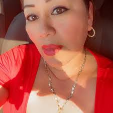 Eli Sanchez's Instagram, Twitter & Facebook