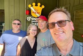 Thank you to Ryan Fortner and Leanne Poole for meeting with me!! I look  forward to a great partnership!! By the way have I told you how much I love  Sir Pizza!!❤️🍕😎👏🏻🎬🎤📸🎥