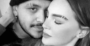 Esto último fue lo que impactó más a internautas, puesto que el famoso tenía. Belinda Y Christian Nodal Terminaron Lanza Fuerte Mensaje Diario De Morelos