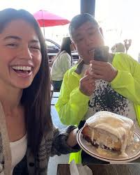 molly yeh (@mollyyeh) • Instagram photos and videos