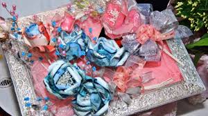 Hari ini kalau ada yang berazam untuk tidak mahu menggunakan wang kertas. Boleh Gubah Wang Kertas Jadi Jambangan Bunga Sebagai Duit Hantaran Tetapi Kalau Ada Tanda Dicacatkan Akhirnya Banker Yang Kena Hadap Era Baru