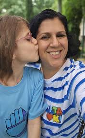 כמה שאני מכורה לטאקי!! 🥰 אין על המשחק הזה! אז ממש התלהבתי כשגולף הוציאה  קולקציית קפסולה בהשראת טאקי, בשיתוף עם חיים שפיר Haim Shafir, ממציא הטאקי  🤩🤩 וקבלו קטע