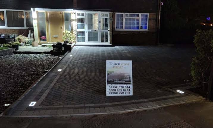 Driveway Installations Loughton - block paving contractor, tarmac pavers  near me 5*