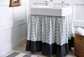 Etekli Dolaplar Tezgah Alti Evye Ve Lavabo Perdeleri Kucuk Banyo Lavabolar Perde