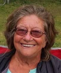 Ashley Winburn's Instagram, Twitter & Facebook