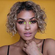 Скачивай и слушай alexandra joner like beyonce и alexandra joner next to you на zvooq.online! Alexandra Joner Youtube
