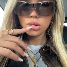 FRANCESCA CROSS NECKLACE GOLD