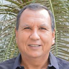 Larry Peña (@Larryjpe28)