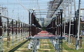 A spark is triggered when the electric field strength exceeds the dielectric field strength of air. Electrical Engineering Wikipedia