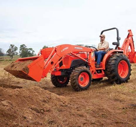 Kubota M110A Tractor