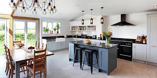 From cabinet handles india to new cabinet faces — there are many ways you can refurbish old kitchen cabinets. 5 Easy Steps To Refurbish Your Kitchen Cabinets N Hance Ontario