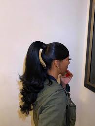 تسريحة شعر على شكل ذيل حصان Ponytail Hairstyles Hair Styles Weave Hairstyles