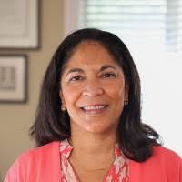 مدرس Nina Bowman