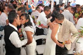 Además hermosos pedidos de matrimonio. Unos 280 Matrimonios Nuevos Durante El Mes De Agosto En Bodas Gratis Hondudiario