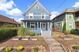Appliances, bathroom decorating ideas, kitchen remodeling, patio furniture, power tools, bbq grills, carpeting, lumber, concrete, lighting, ceiling fans and more at the home depot. Portland Homes For Sale Prices Rise Inventory Plunges Both Favoring Sellers Oregonlive Com