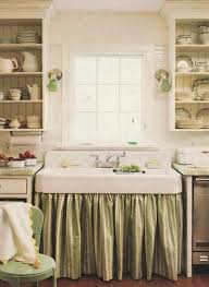 Are you a stickler for matching different design and decor elements in your home? Kitchens That Skirt The Issue