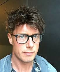 Tom Deering's Instagram, Twitter & Facebook