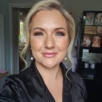 Kelly Orme's Instagram, Twitter & Facebook