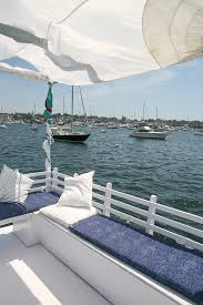 We did not find results for: A Dreamy New England Houseboat Apartment Therapy