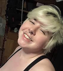 Your life can look completely different in just 6 months from now if you  just FULLY COMMITTED to your goals!💪🏻